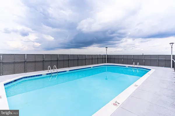 $1,850 | 4242 East-West Highway, Unit 902, Bethesda, MD 20814