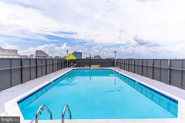 $1,850 | 4242 East-West Highway, Unit 902, Bethesda, MD 20814