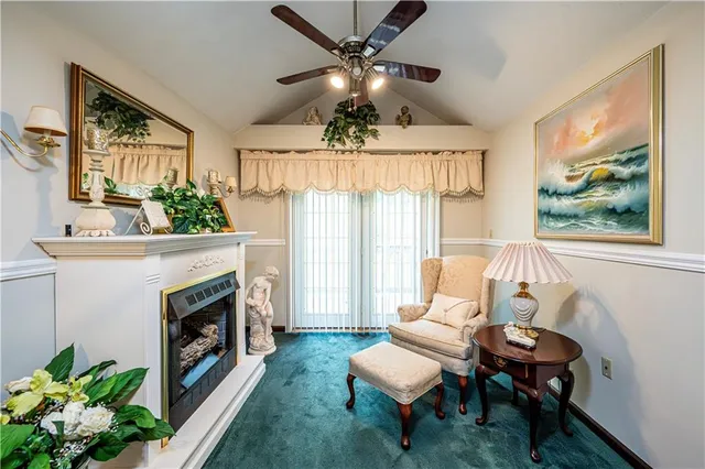 $1,200,000 | 122 Farmington Place, Greensburg, PA 15601