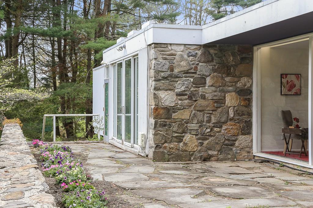 83 Sunset Rock Road Andover, MA 01810 - Photo 6 of 27