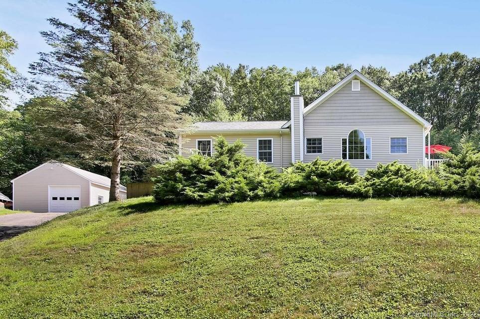 25 Griswold Road Oxford, CT 06478 - Photo 1 of 1