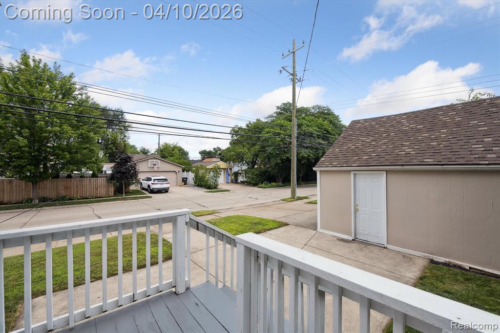 3690 Phillips Avenue Berkley, MI 48072 - Photo 27 of 33