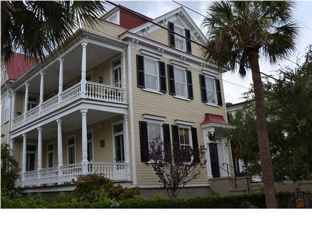 174 Tradd Street, Unit B Charleston, SC 29401 - Photo 1 of 11 Primary Photo