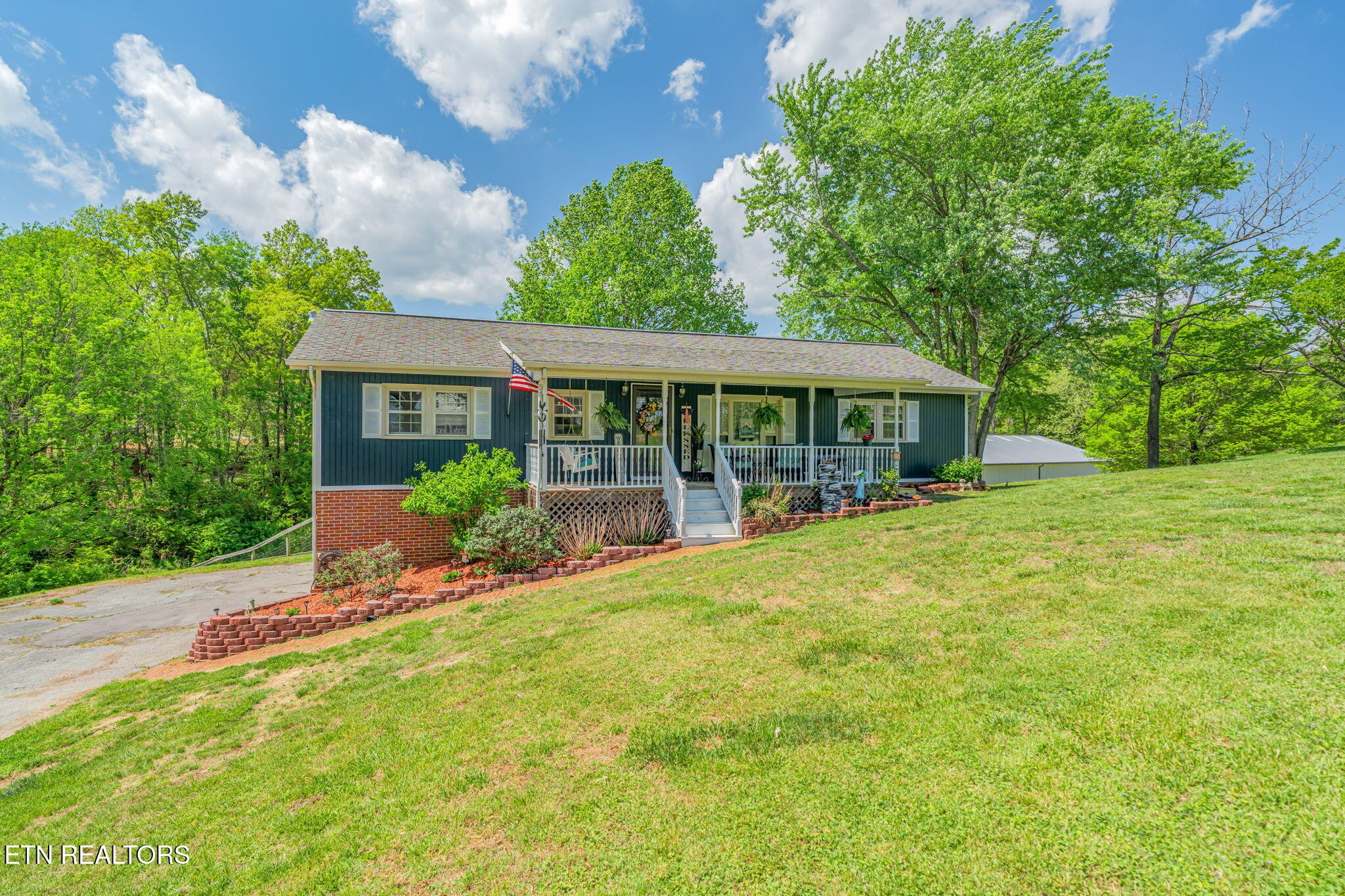 7809 Griffith Road Knoxville, TN 37938 - Photo 7 of 37 Gallery Image 7