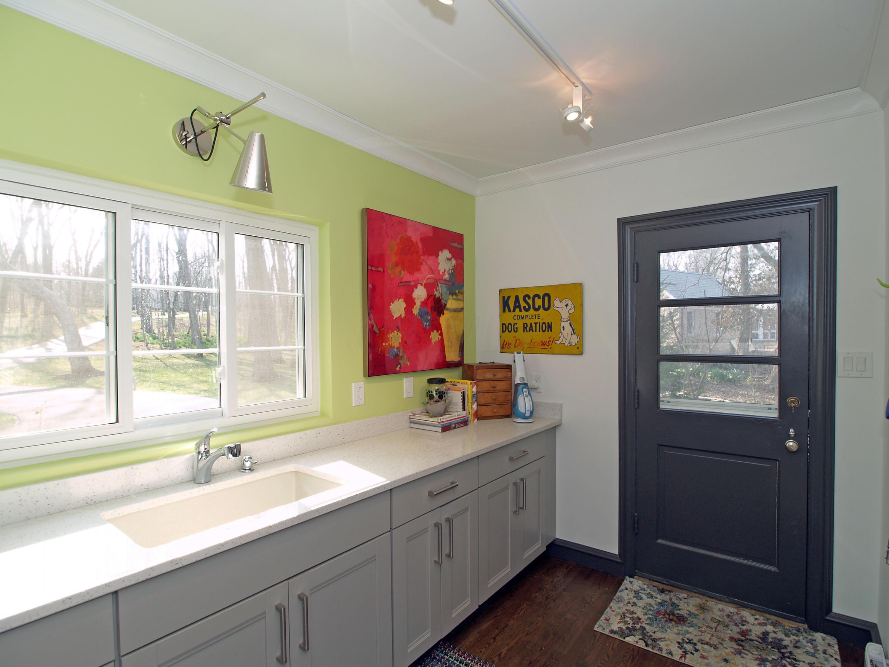 4386 Dublin Road Columbus, OH 43221 - Photo 24 of 67