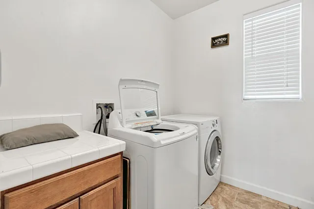 $434,900 | 4421 West Pinsapo Drive, Fresno, CA 93722