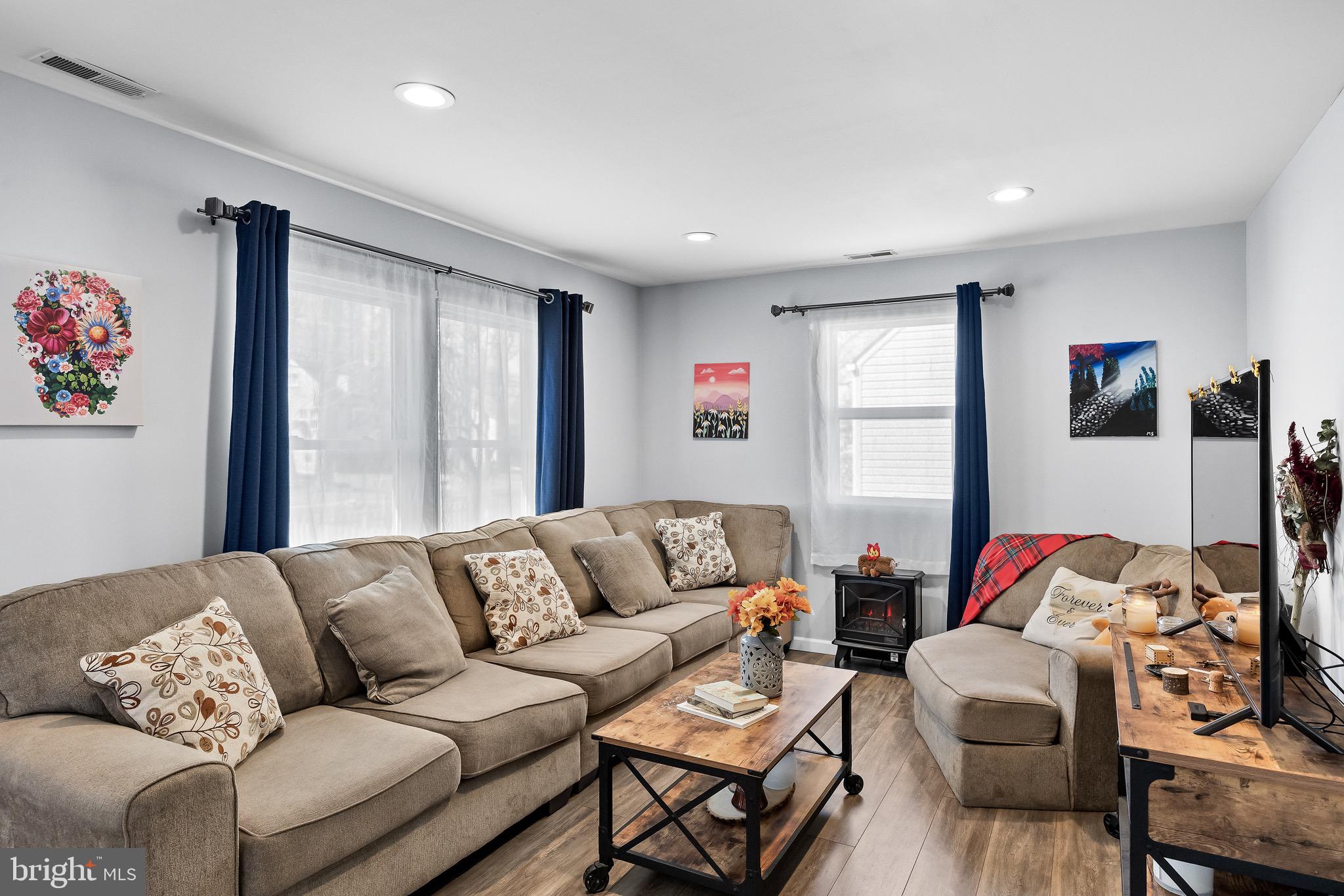 427 Cutler Avenue Maple Shade, NJ 08052 - Photo 5 of 28