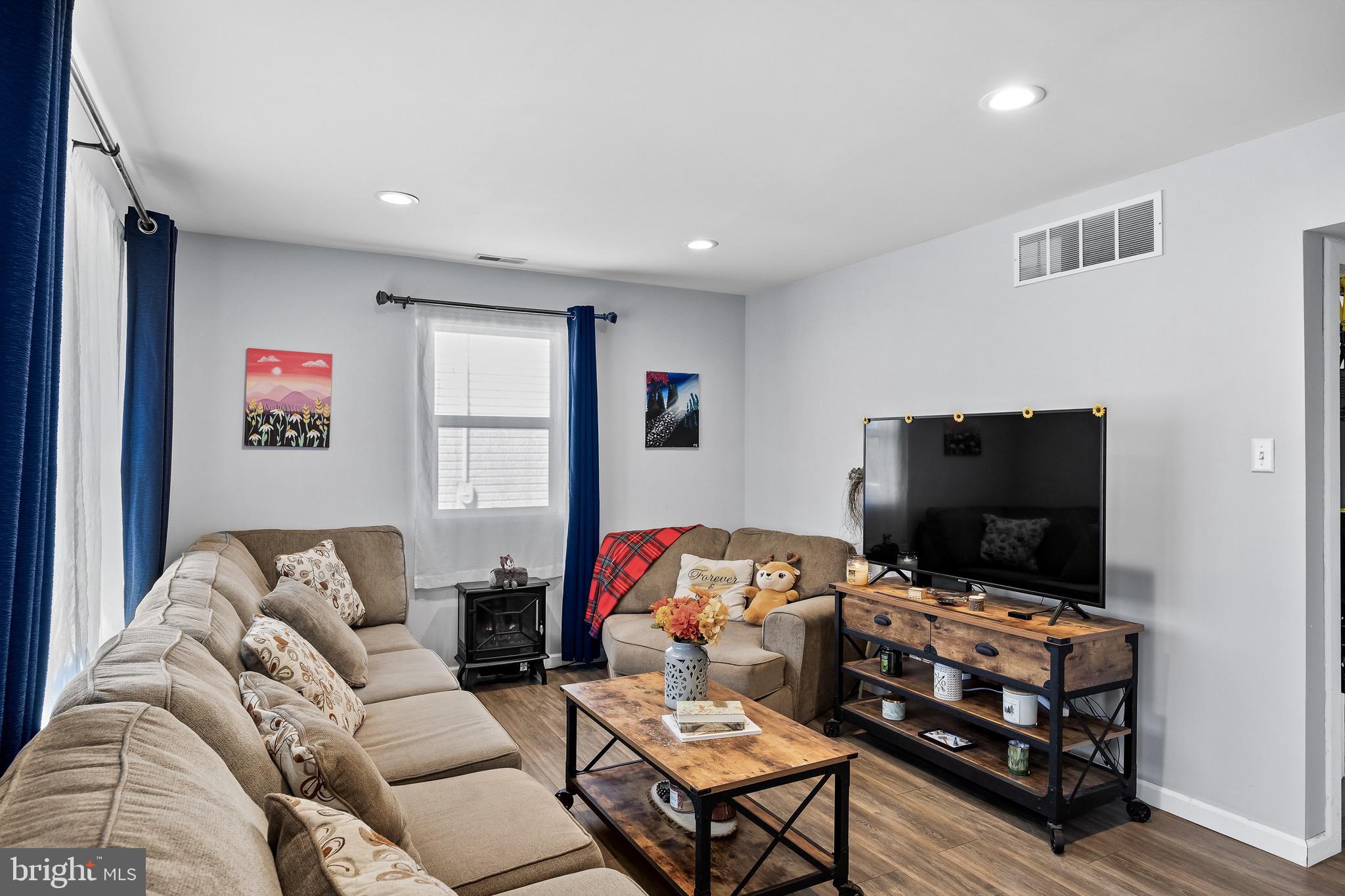 427 Cutler Avenue Maple Shade, NJ 08052 - Photo 6 of 28