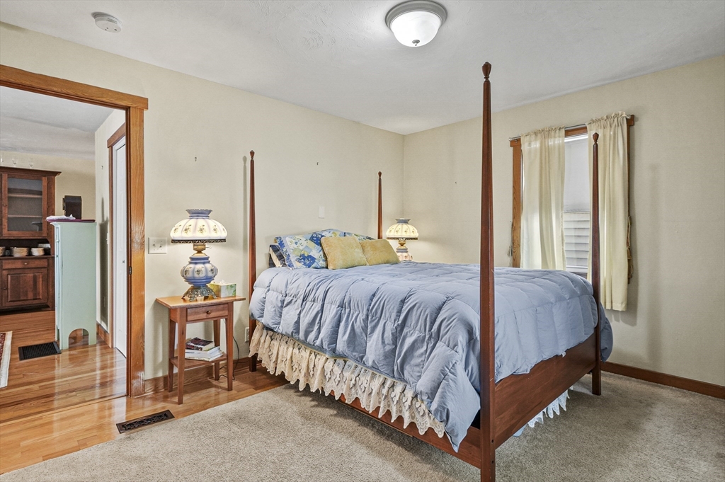 49 Wawela Pk Road Webster, MA 01570 - Photo 14 of 42