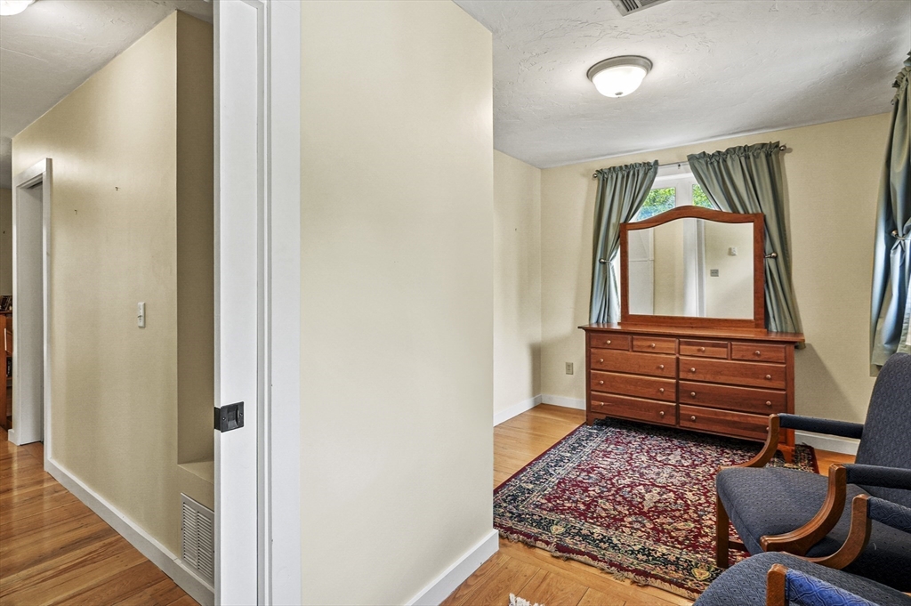 49 Wawela Pk Road Webster, MA 01570 - Photo 26 of 42