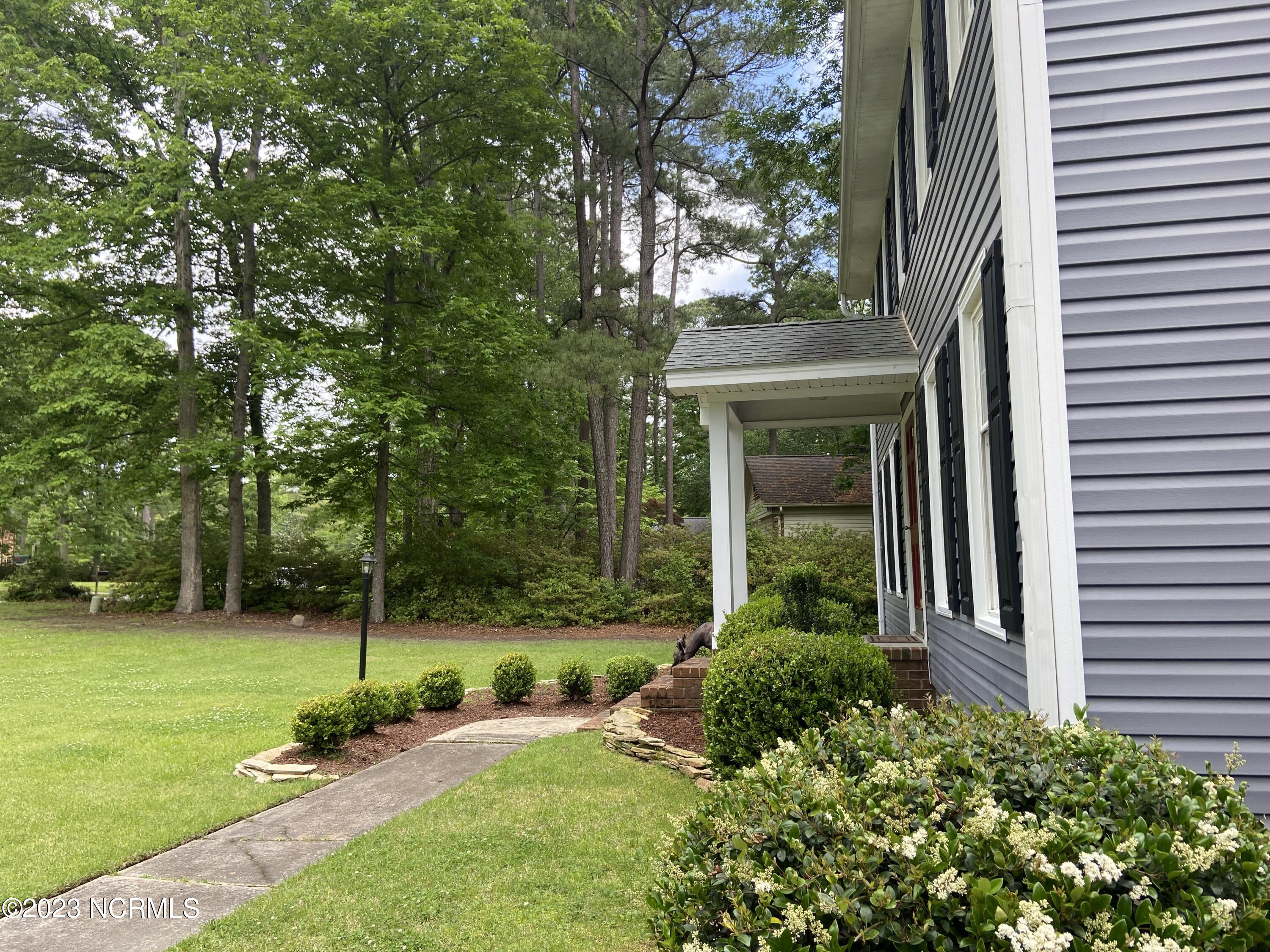 205 Alderson Road Washington, NC 27889 - Photo 5 of 73 IMG_7663