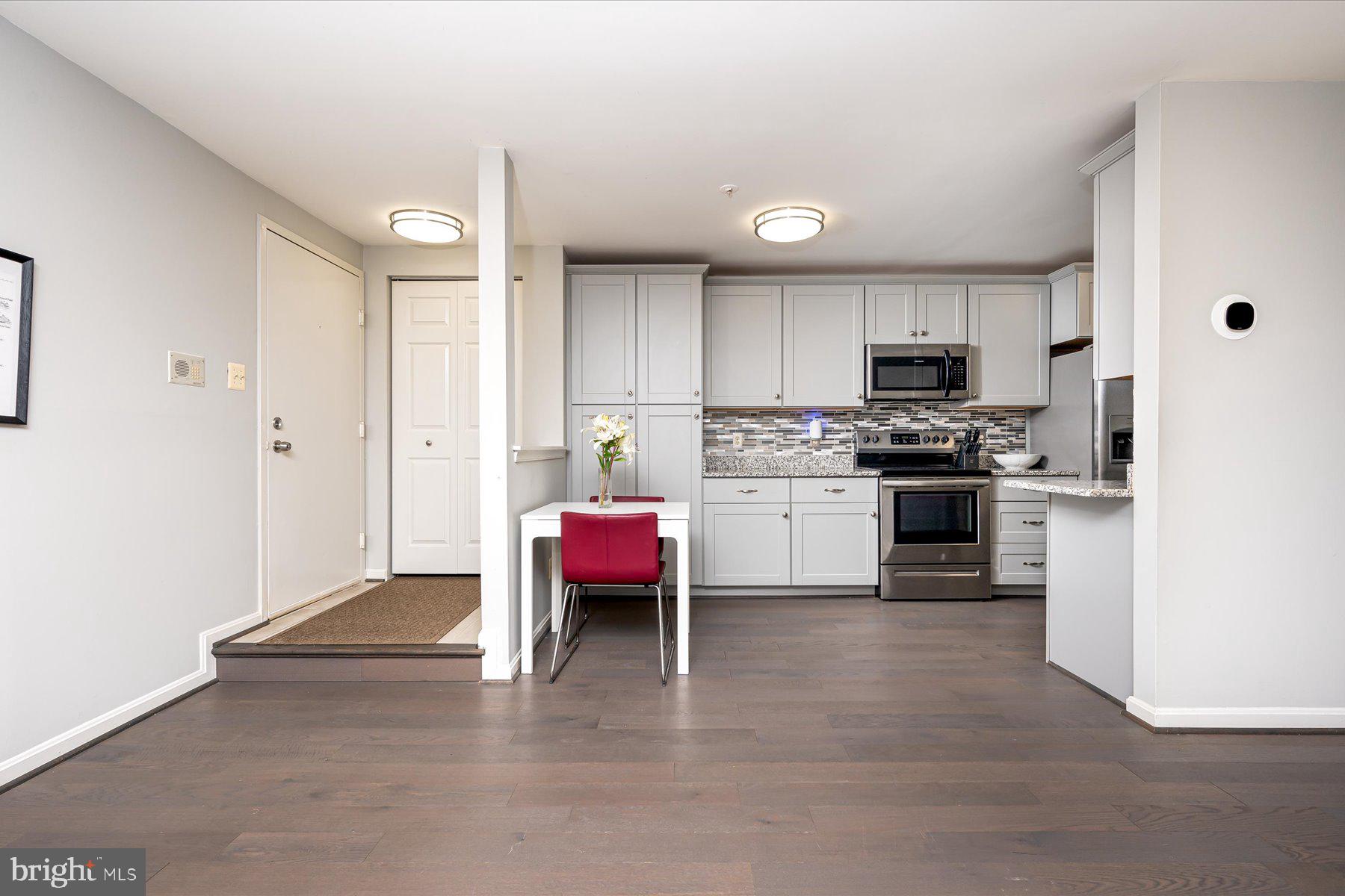 4912 Columbia Road, Unit 4 Columbia, MD 21044 - Photo 9 of 15 Gallery Image 9