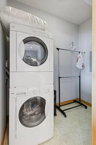 $300,000 | 523 East Avenue, Unit 214, Red Wing, MN 55066