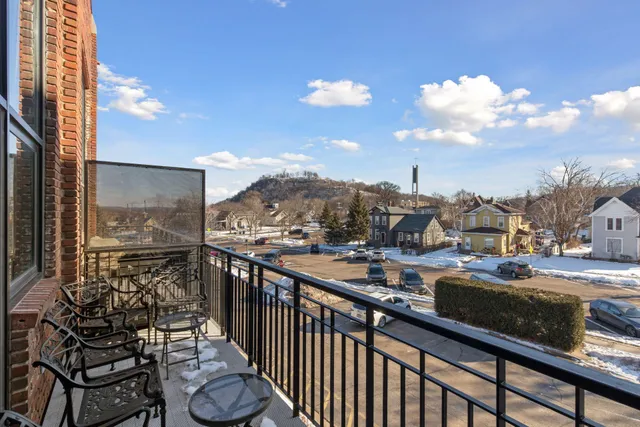 $300,000 | 523 East Avenue, Unit 214, Red Wing, MN 55066