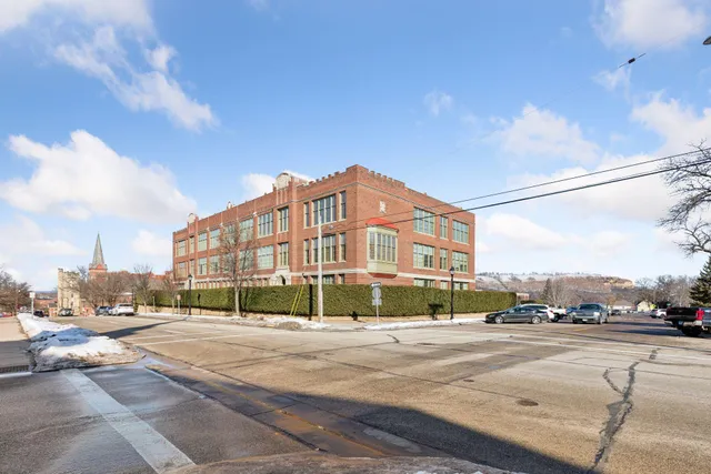 $300,000 | 523 East Avenue, Unit 214, Red Wing, MN 55066