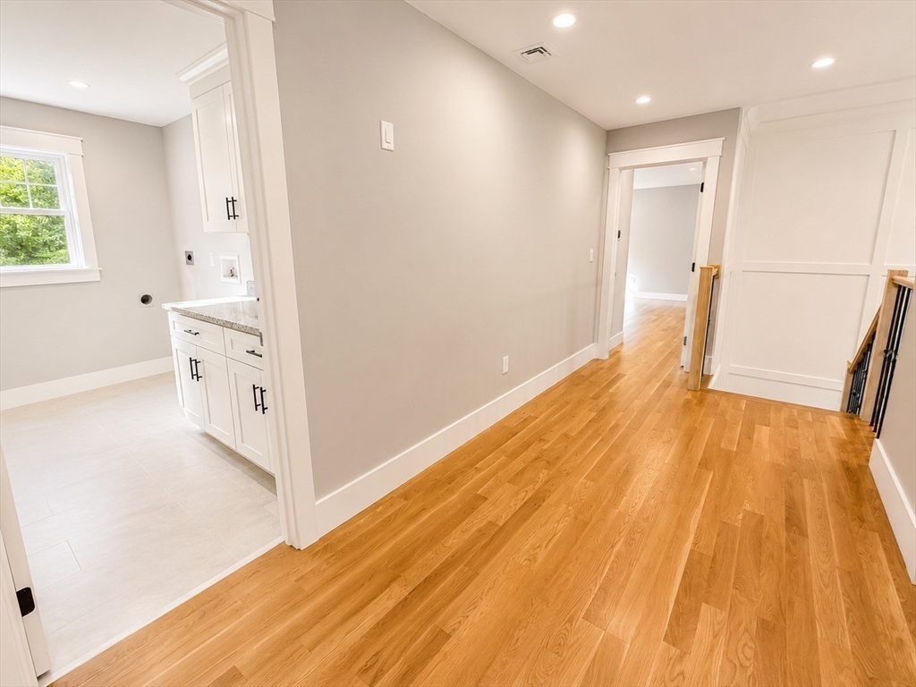 17 Longhill Road Franklin, MA 02038 - Photo 16 of 41