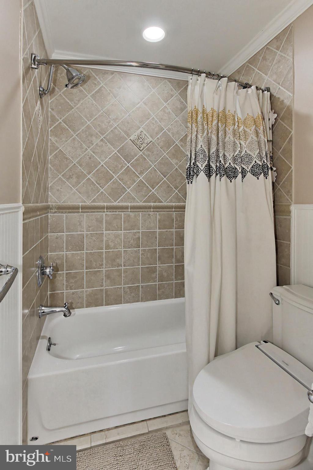 11806 Blue Spruce Road Reston, VA 20191 - Photo 32 of 57