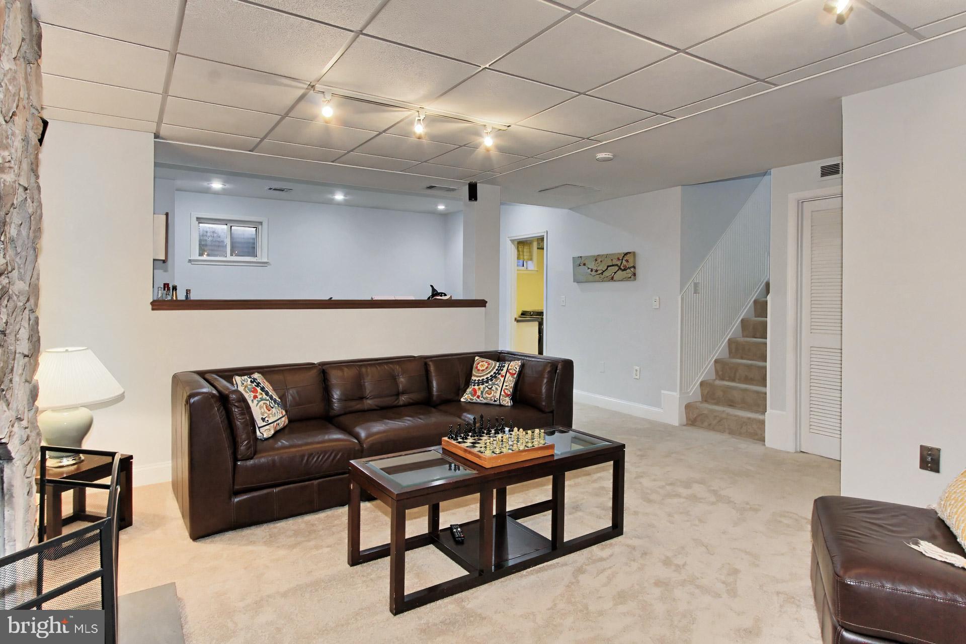 11806 Blue Spruce Road Reston, VA 20191 - Photo 36 of 57