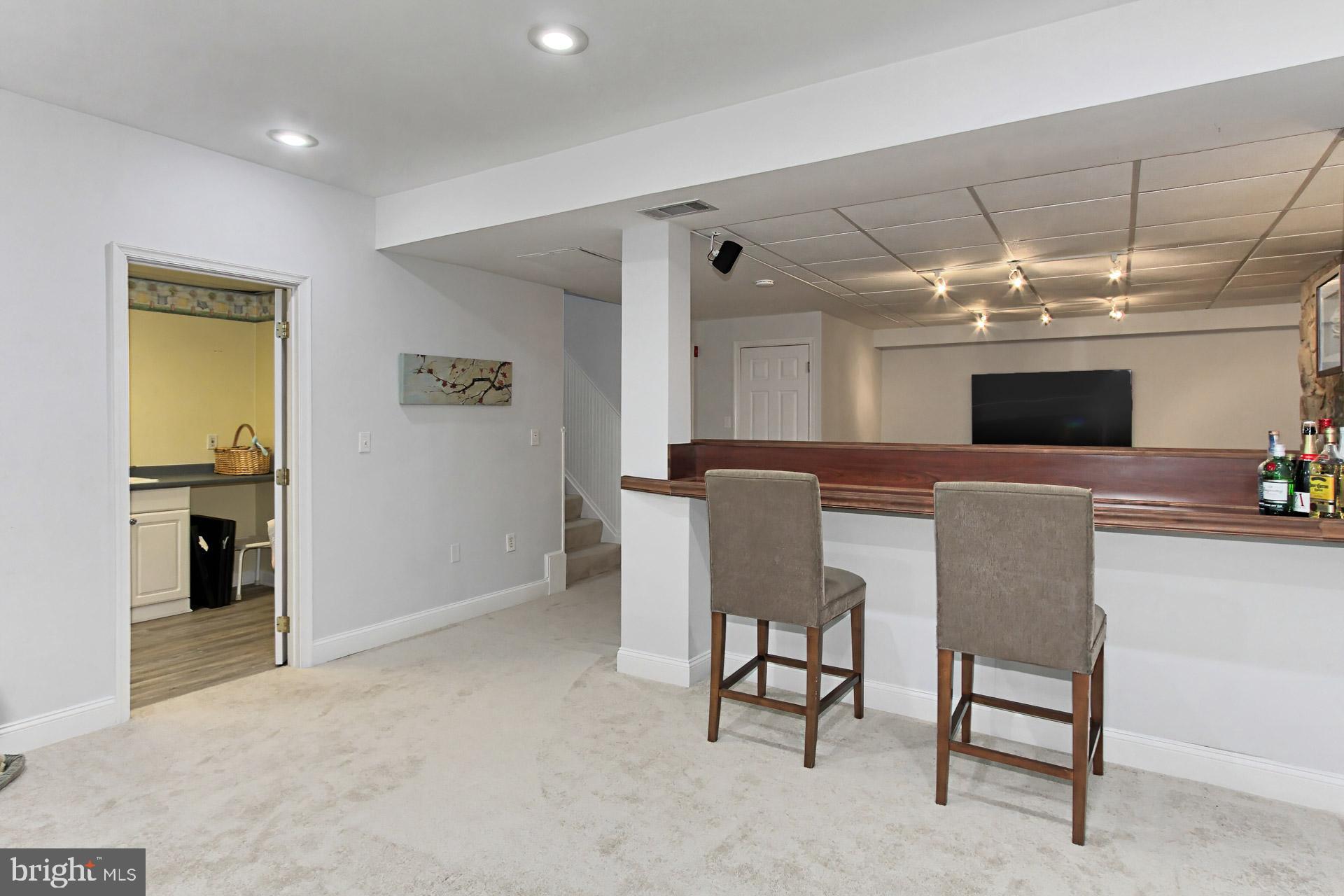 11806 Blue Spruce Road Reston, VA 20191 - Photo 38 of 57