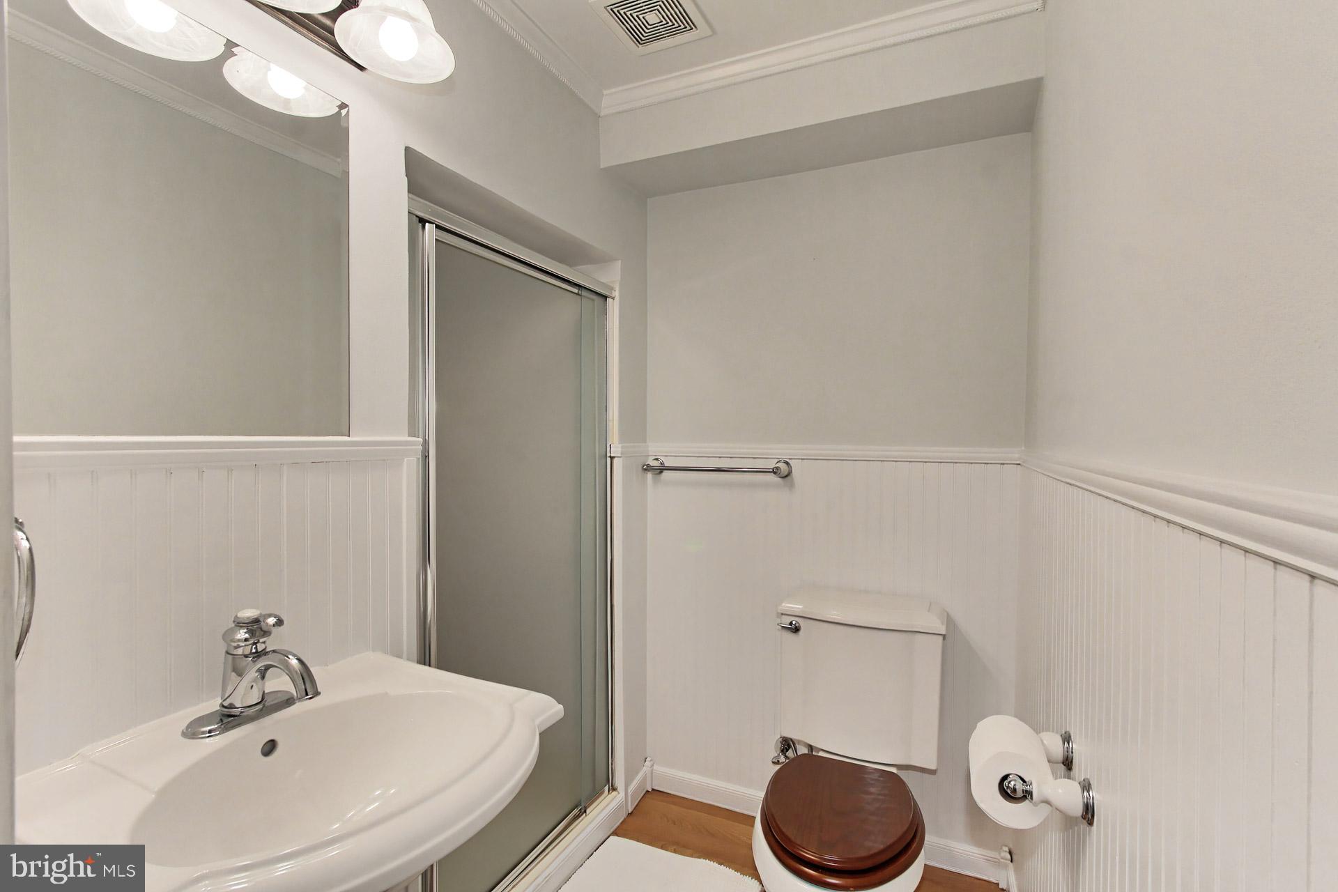 11806 Blue Spruce Road Reston, VA 20191 - Photo 40 of 57