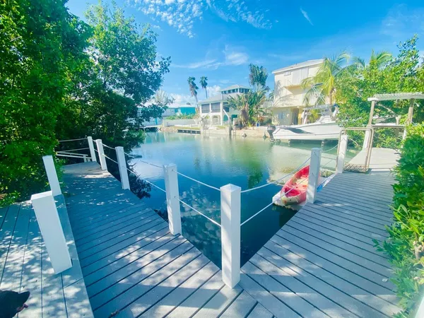 $1,829,000 | 4 Evergreen Drive, Key Haven, FL 33040