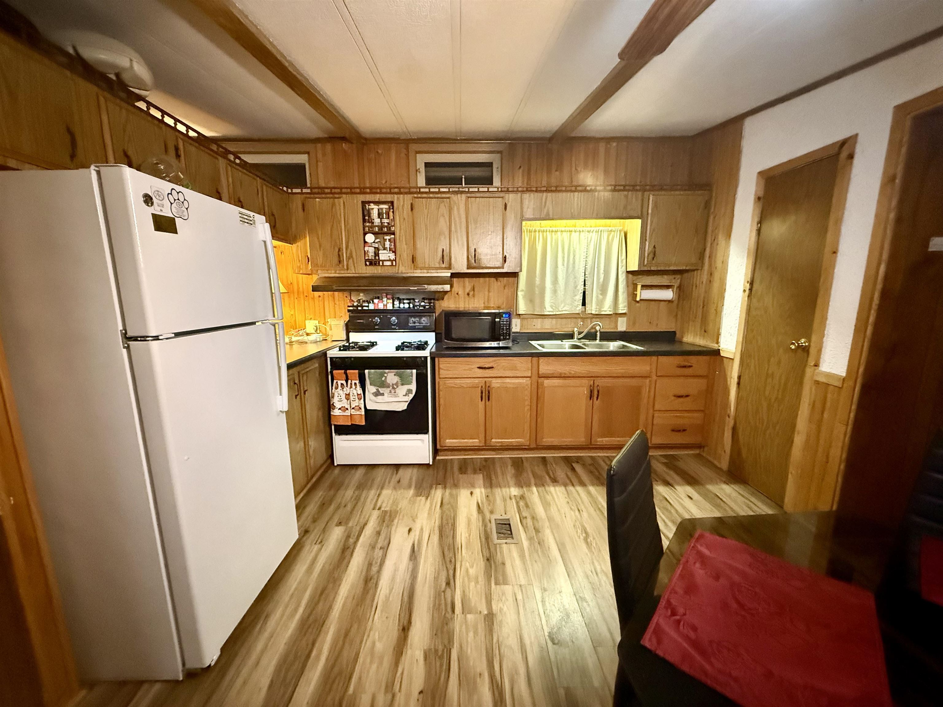 31 Maple Grove Avenue Jefferson, WI 53549 - Photo 17 of 31