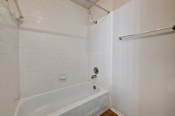 $1,695 | 4608 Castleman Drive, Austin, TX 78725