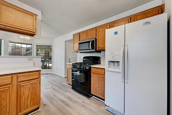 $1,695 | 4608 Castleman Drive, Austin, TX 78725
