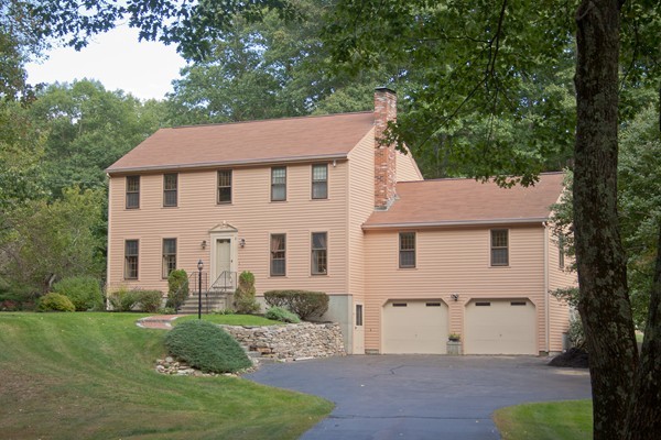 81 Town Farm Road Sutton, MA 01590 - Photo 1 of 28