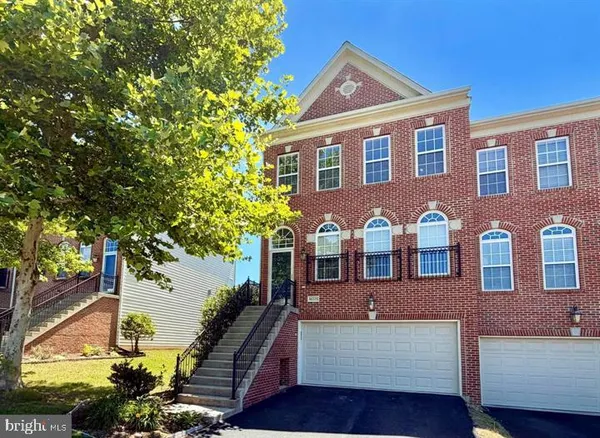 $3,195 | 16325 Flotsam Lane, Woodbridge, VA 22191