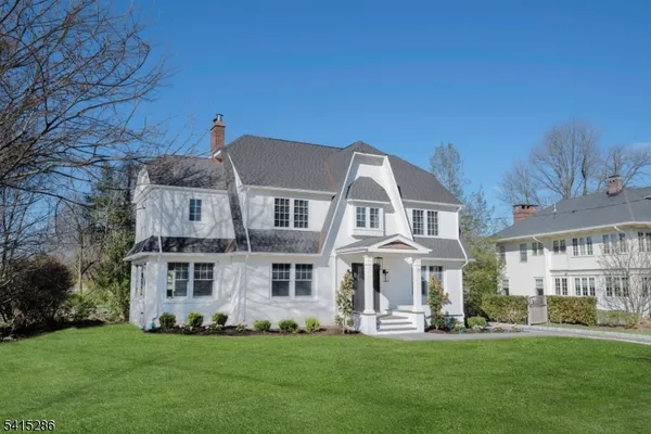 $2,995,000 | 76 Woodland Avenue, Summit, NJ 07901