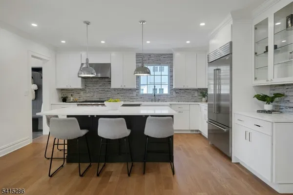 $2,995,000 | 76 Woodland Avenue, Summit, NJ 07901