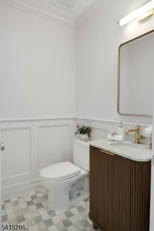 $2,995,000 | 76 Woodland Avenue, Summit, NJ 07901