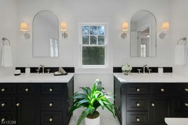 $2,995,000 | 76 Woodland Avenue, Summit, NJ 07901