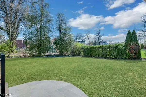 $2,995,000 | 76 Woodland Avenue, Summit, NJ 07901