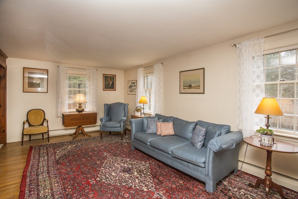 7 Meadowbrook Road Dover, MA 02030 - Photo 11 of 18 Gallery Image 11