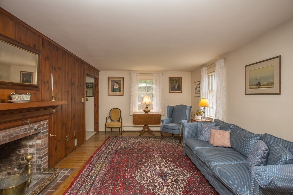 7 Meadowbrook Road Dover, MA 02030 - Photo 12 of 18 Gallery Image 12