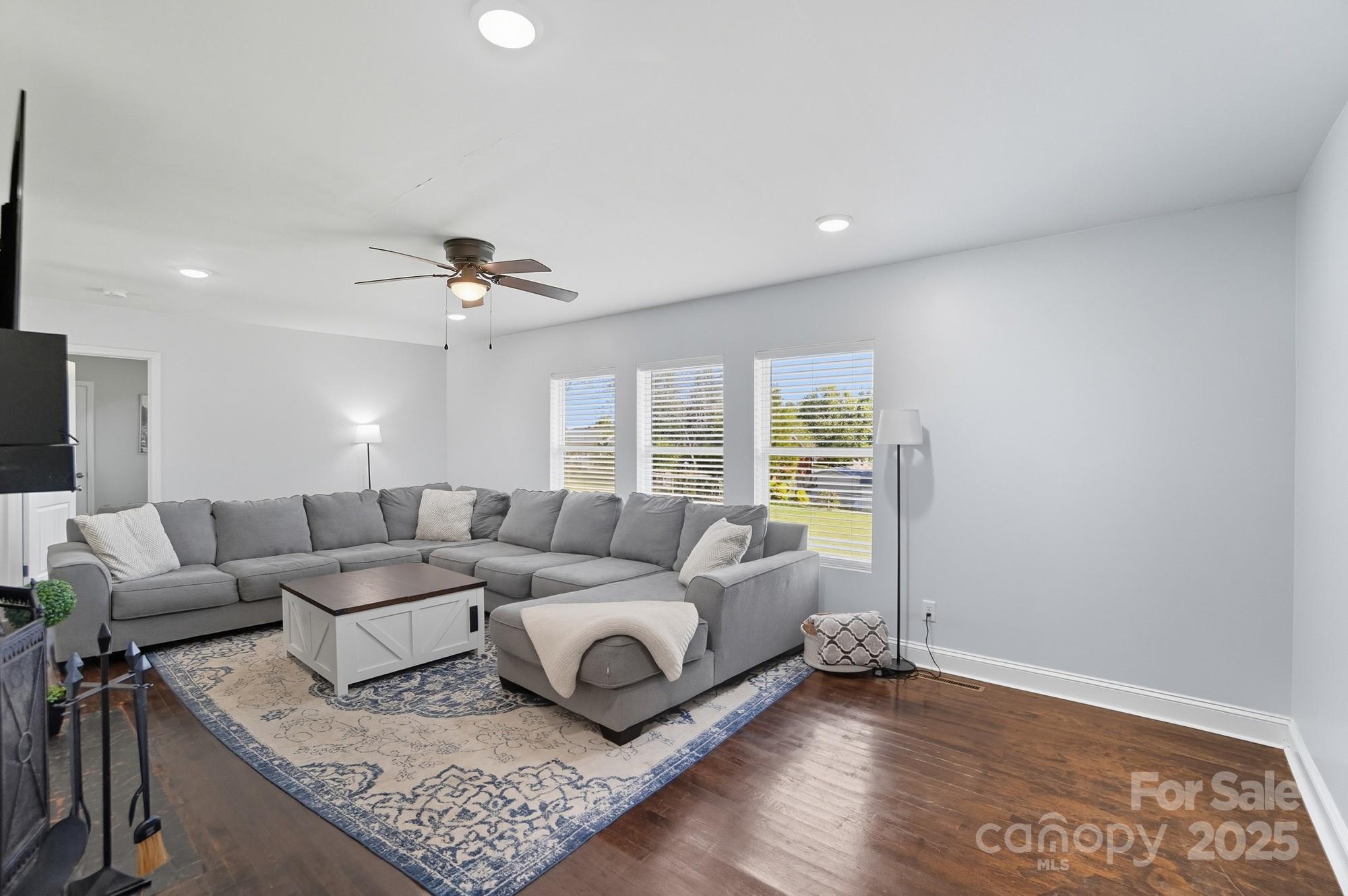 813 Bethlehem Road Kings Mountain, NC 28086 - Photo 16 of 39 a living room with furniture and a window