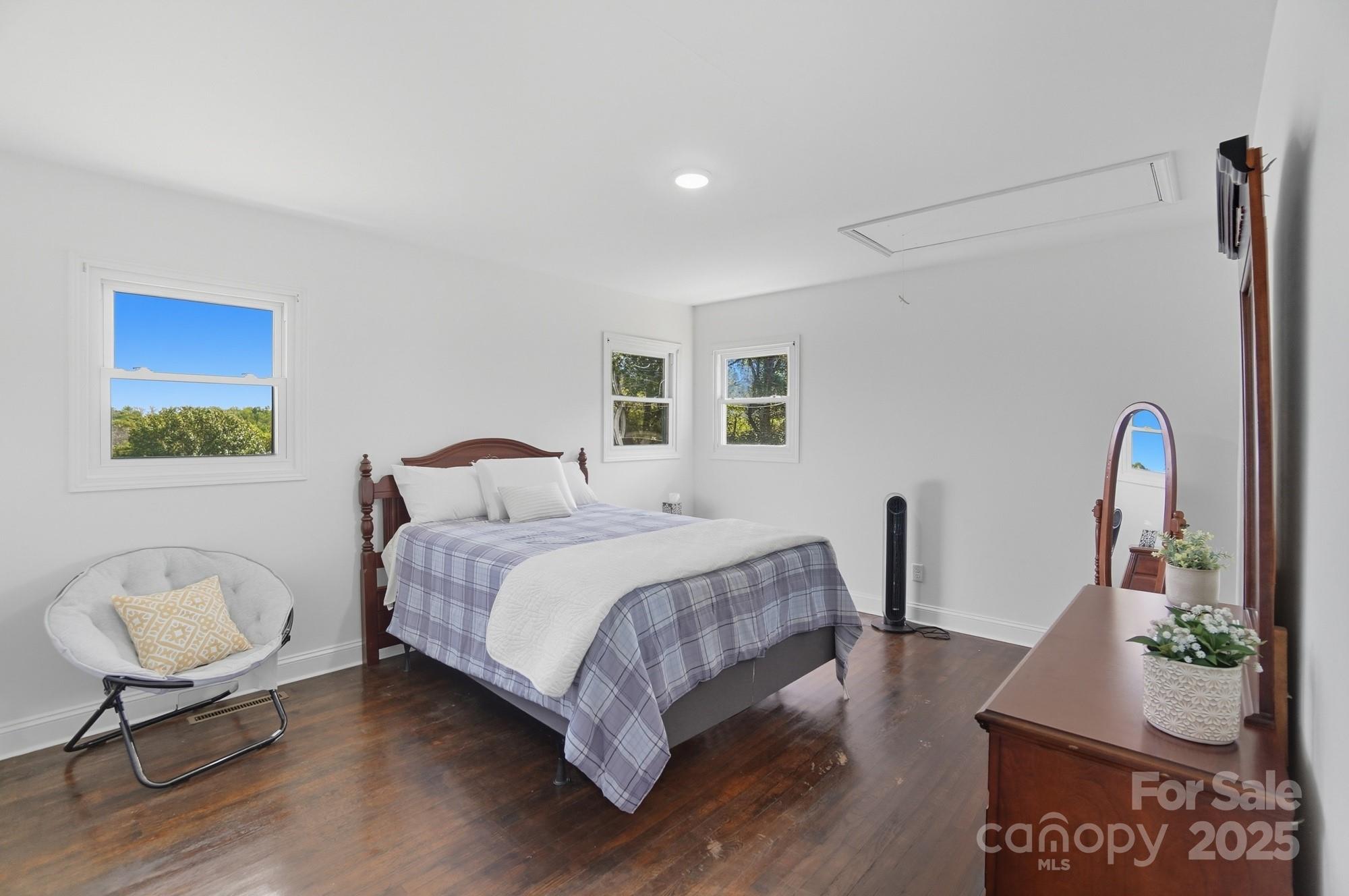 813 Bethlehem Road Kings Mountain, NC 28086 - Photo 25 of 39 a bed room with a bed and a chair