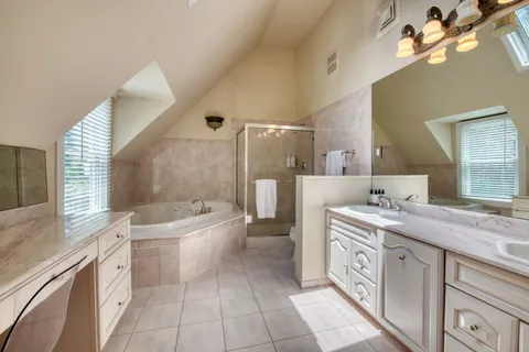 103 Warfield Way, Southampton, NY 11968