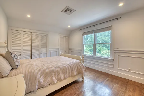 $50,000 | 103 Warfield Way, Southampton, NY 11968