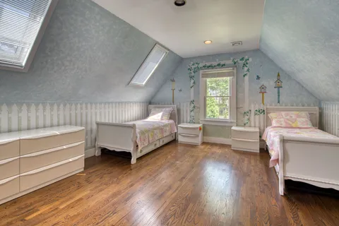 103 Warfield Way, Southampton, NY 11968