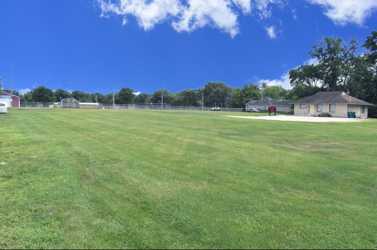 a view of an outdoor space and yard