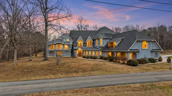 $1,100,000 | 171 Greendale Lane, McDonald, TN 37353