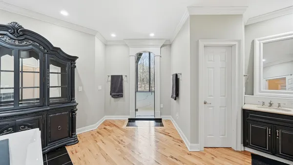 $1,100,000 | 171 Greendale Lane, McDonald, TN 37353