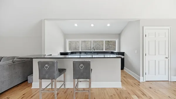 $1,100,000 | 171 Greendale Lane, McDonald, TN 37353