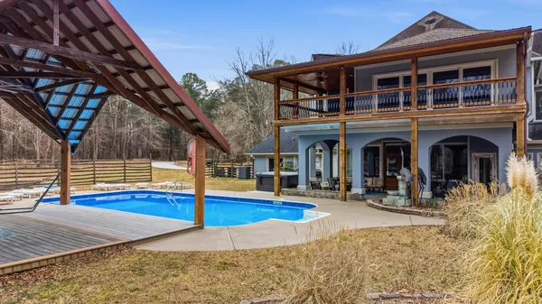 $1,100,000 | 171 Greendale Lane, McDonald, TN 37353