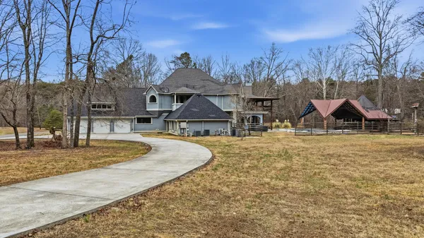 $1,100,000 | 171 Greendale Lane, McDonald, TN 37353