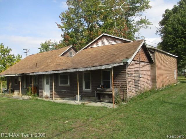 6984 West Cadmus Road Adrian, MI 49221 - Photo 8 of 71 036.JPG