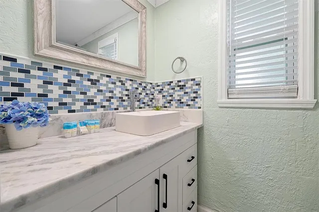 $3,600,000 | 1800 Kofresi Court, Ruskin, FL 33570